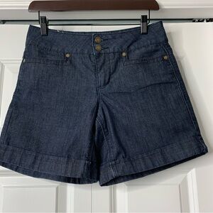 Santana Jeans Women's Dark Wash Denim Shorts Size  US 6